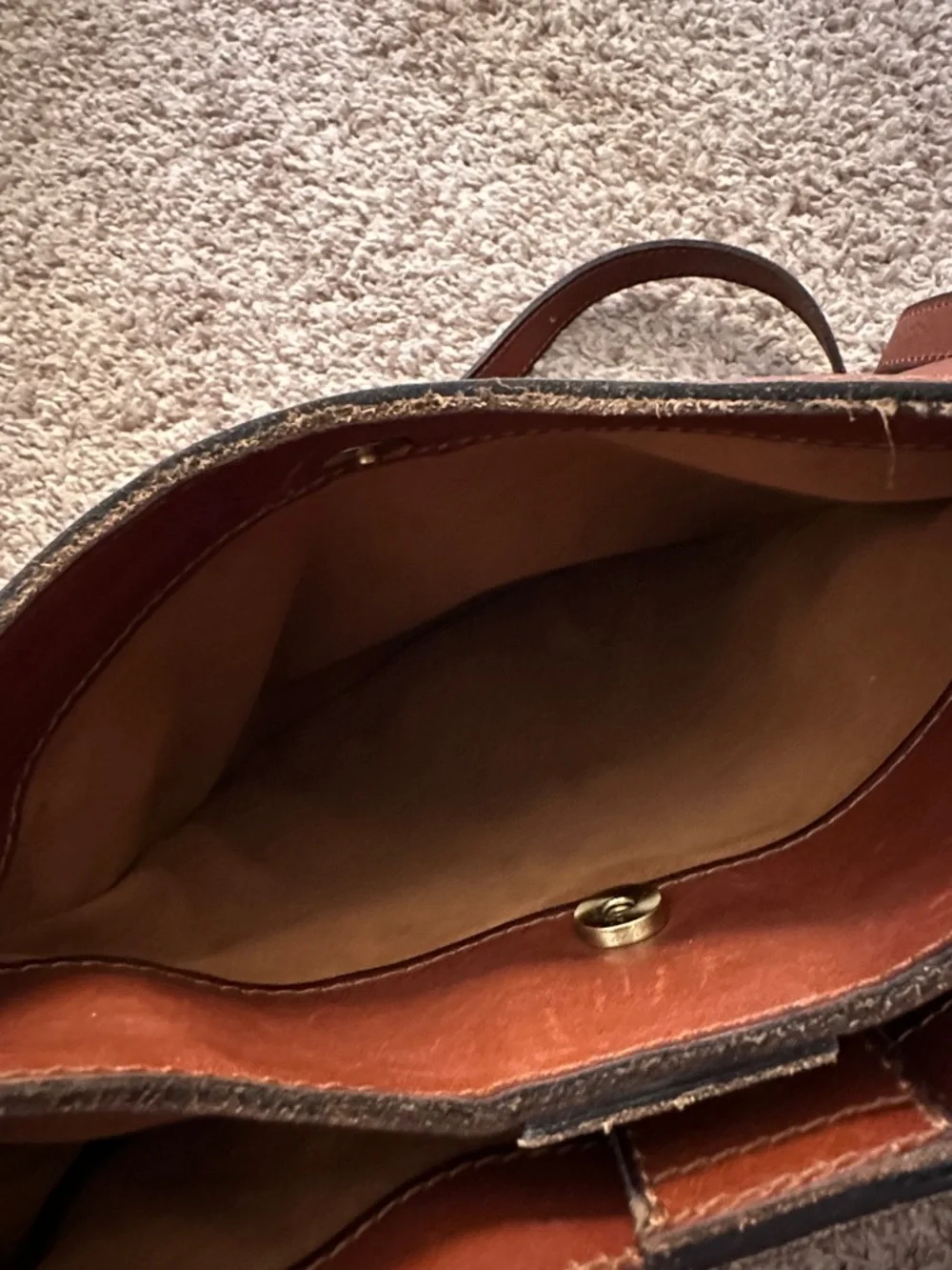 Patricia Nash Caletta Hobo Crossbody Bag - Cognac Leather